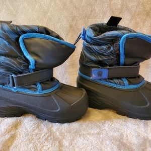Athletech snow boots size 11 toddler